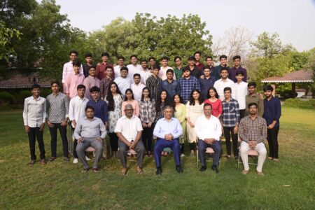 सीआयएससीई बोर्डच्या दहावीच्या परिक्षेत अनुभूती स्कूलच्या विद्यार्थ्यांचे यश